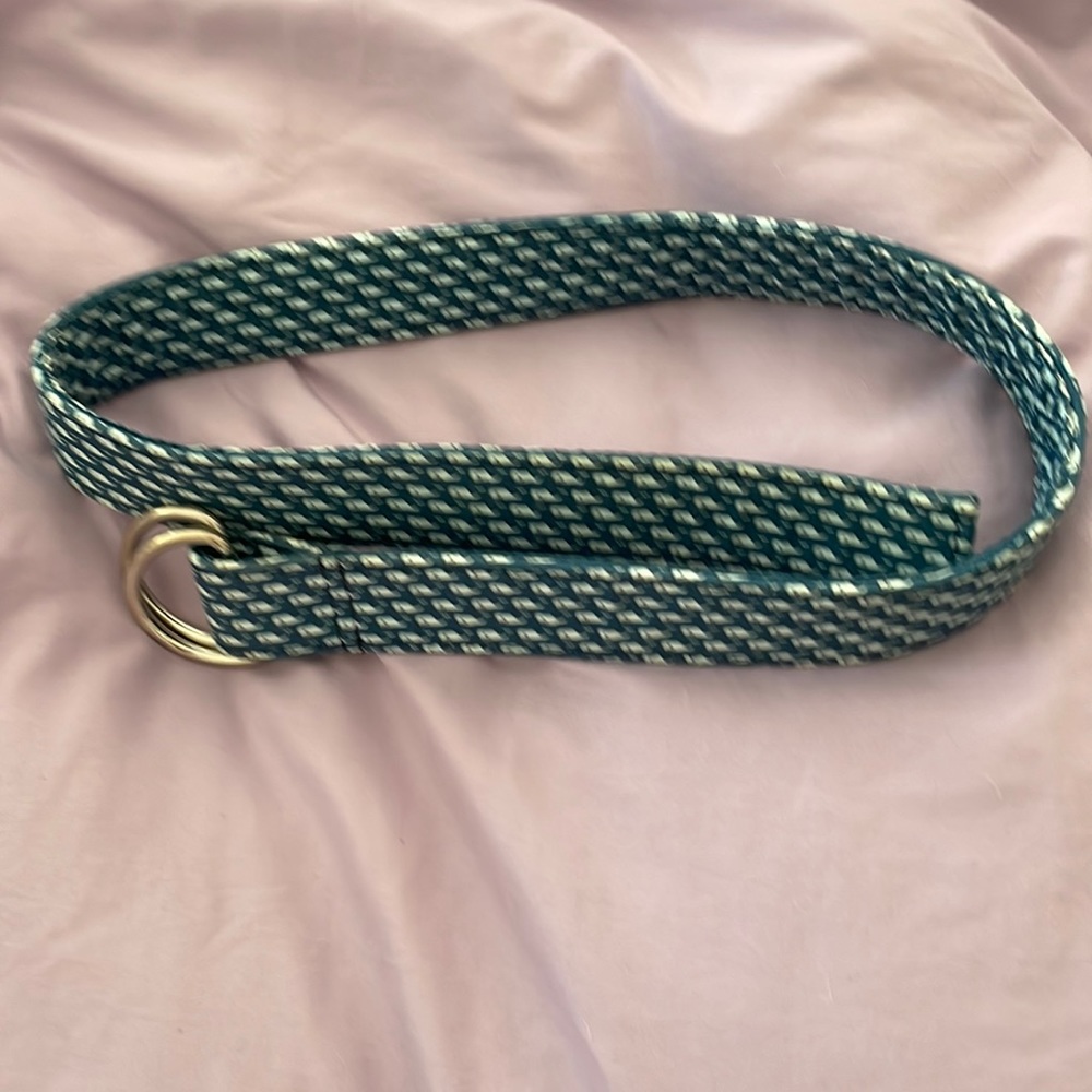 Vineyard Vines Boys Navy Whale Pattern Belt length-36 inches